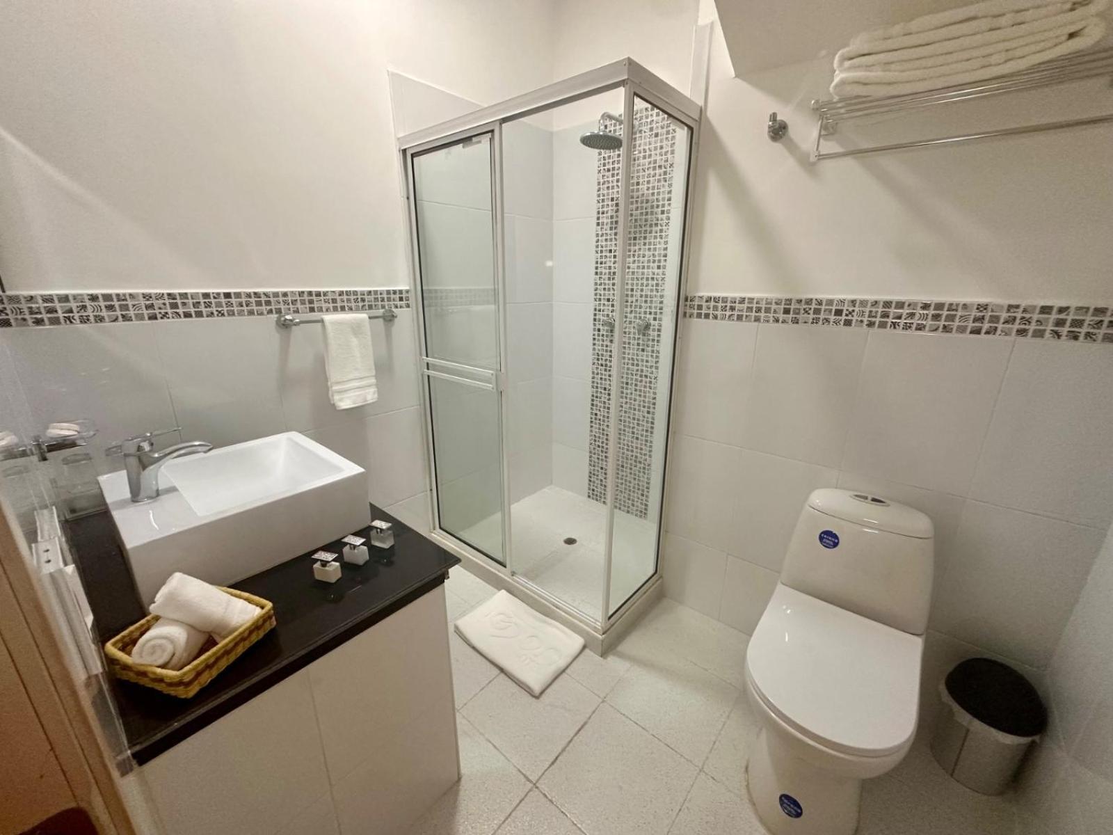 On Apartasuites Cali Luaran gambar